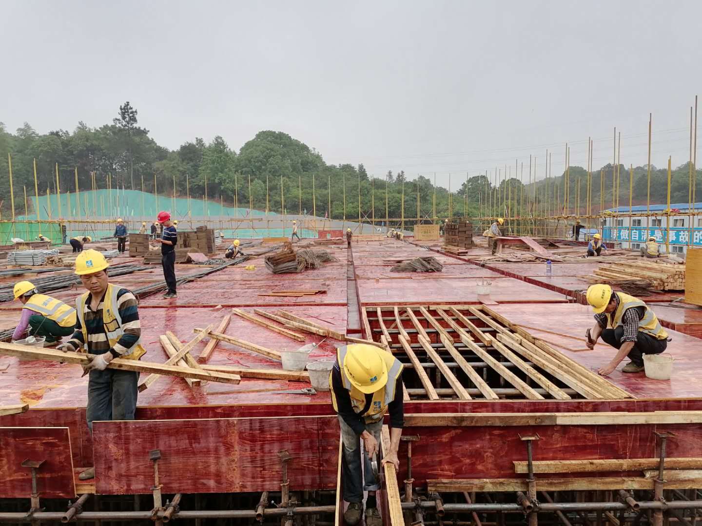 航空城科創(chuàng)園二期9棟建筑同步施工